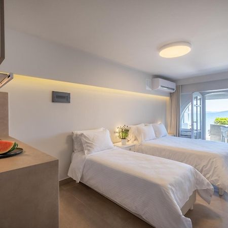 Nelly'S Apartments Толон Екстериор снимка