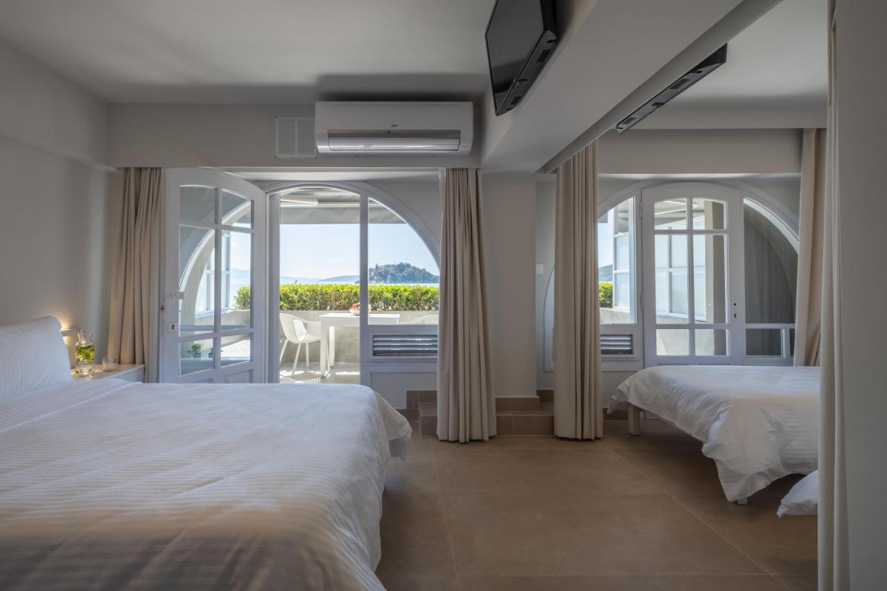 Nelly'S Apartments Толон Екстериор снимка