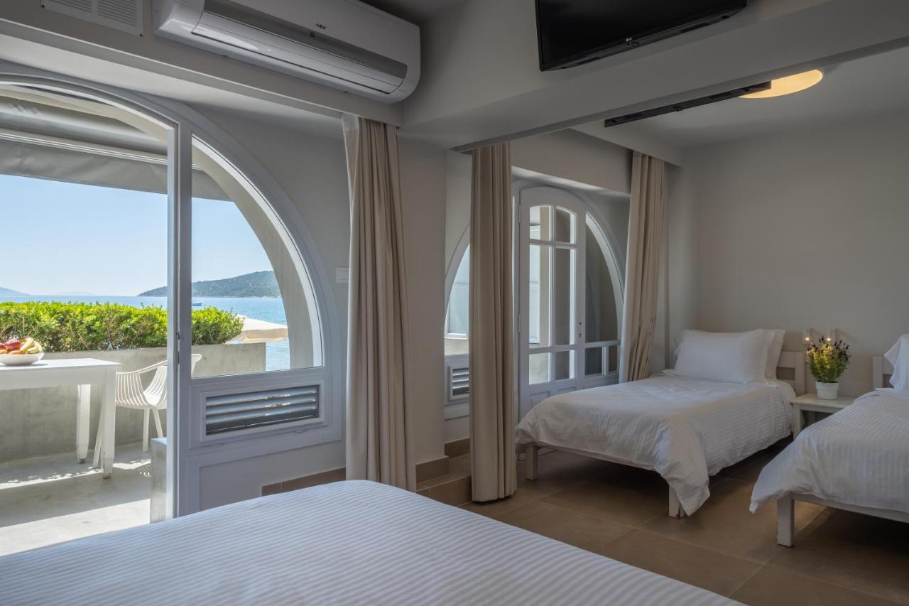 Nelly'S Apartments Толон Екстериор снимка